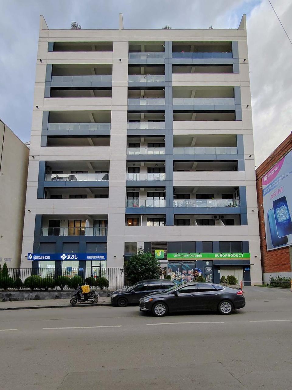 Round Garden Hotel Tbilisi Eksteriør bilde